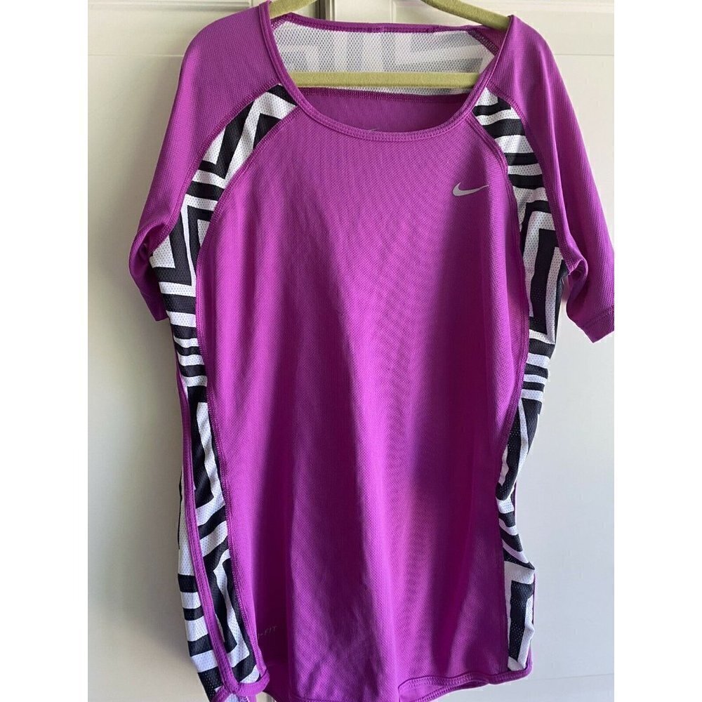 Nike Dryfit XS Short Sleeve Athletic Purple Top‎